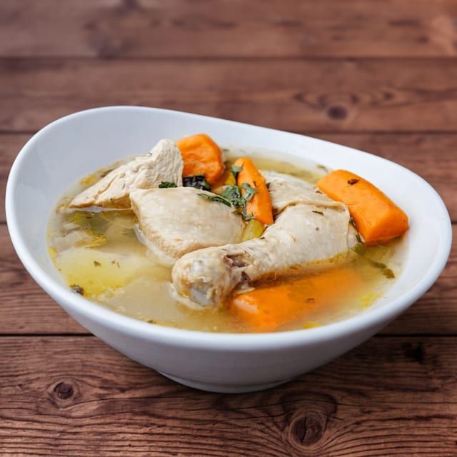 Sopa De Pollo.